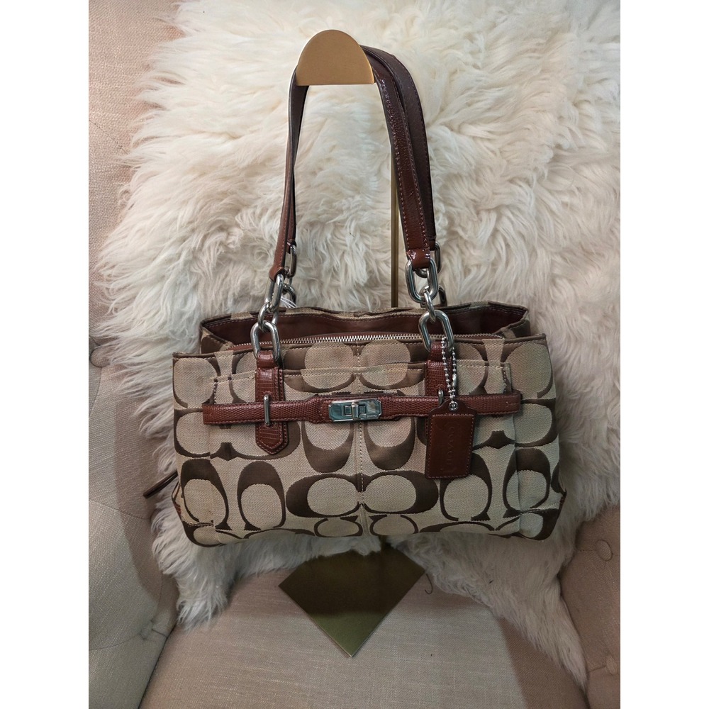 C180 Coach Chelsea Signature Jayden Carryall